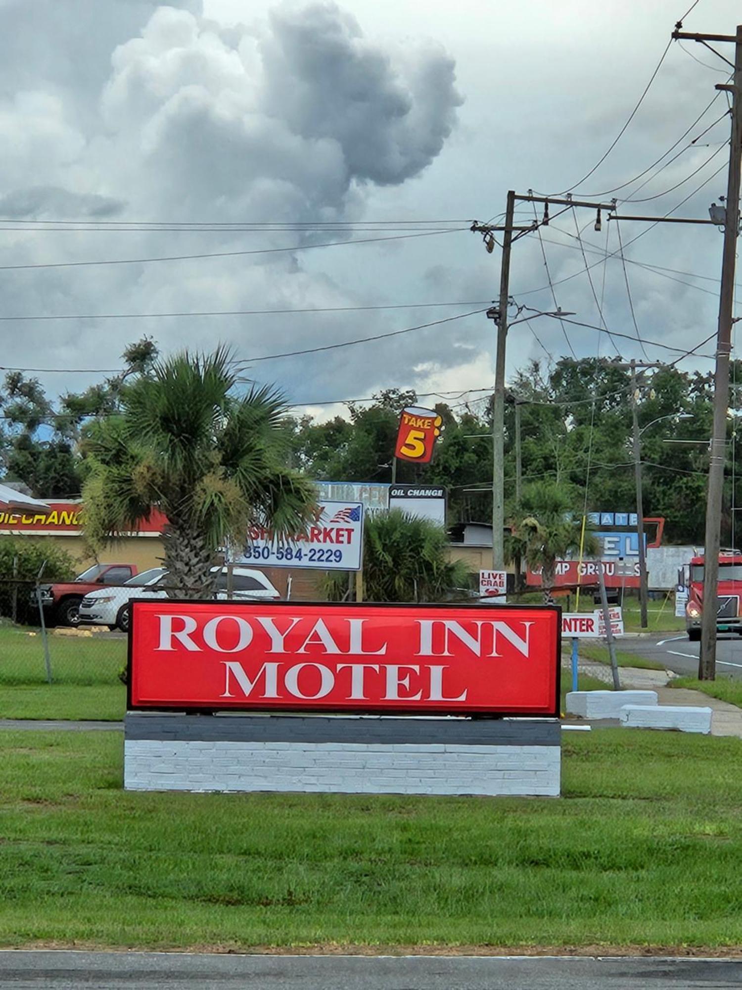 Royal Inn Motel Perry Buitenkant foto